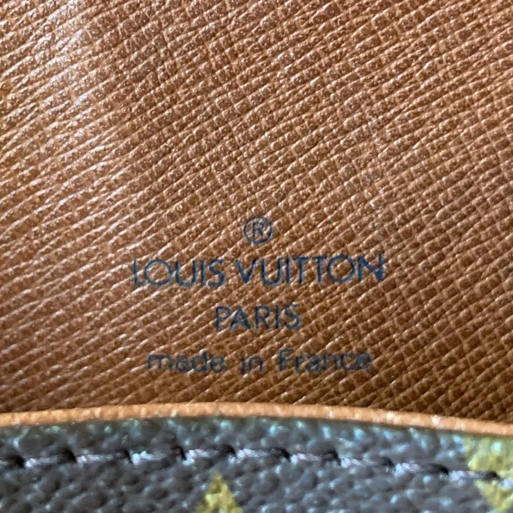 Louis Vuitton Authentic Vintage Leather Saint Cloud PM Monogram Crossbody Bag - Picture 10 of 16